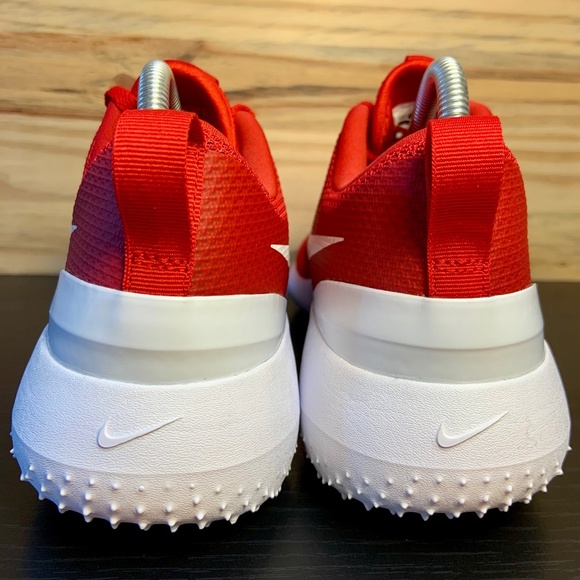 red nike golf shoes